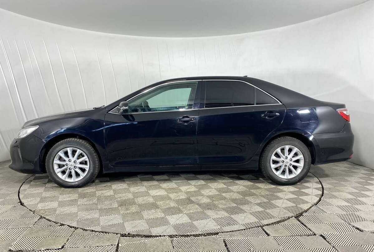 Купить Toyota Camry с пробегом. Фото: #7