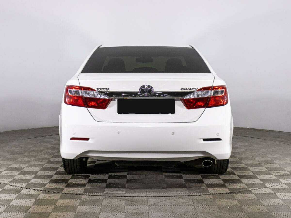 Купить Toyota Camry с пробегом. Фото: #5