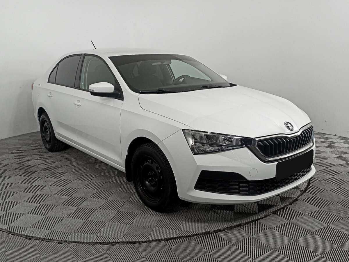 Купить Skoda Rapid с пробегом. Фото: #2