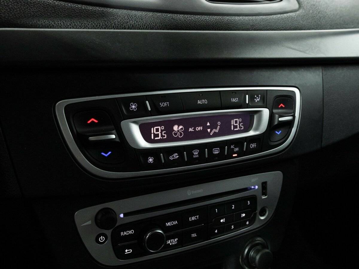 Купить Renault Megane с пробегом. Фото: #15