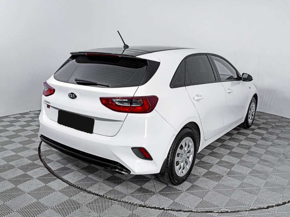 Купить Kia Ceed с пробегом. Фото: #4
