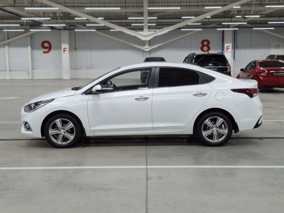 Купить Hyundai Solaris с пробегом. Фото: #7