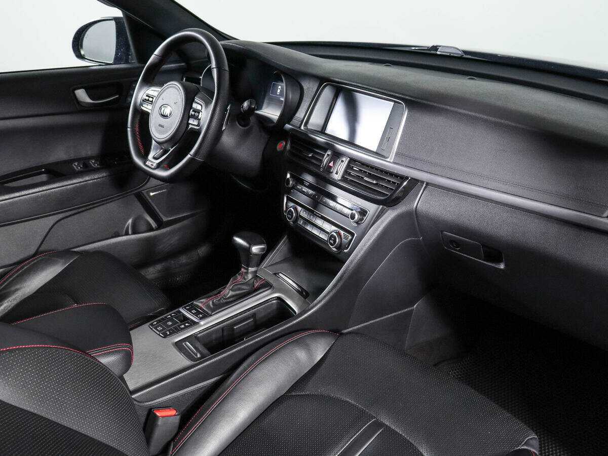Купить Kia Optima с пробегом. Фото: #8