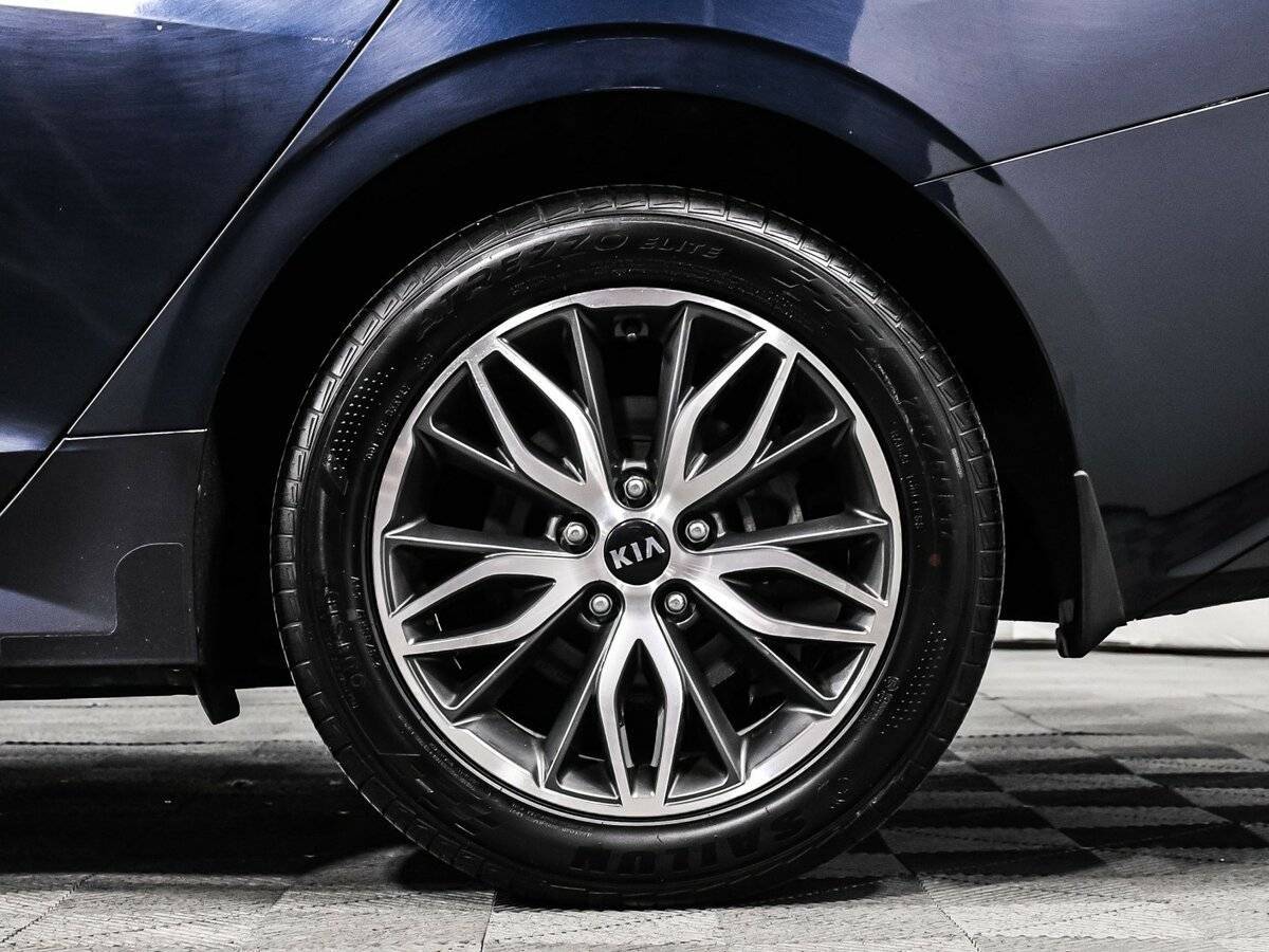 Купить Kia K5 с пробегом. Фото: #18