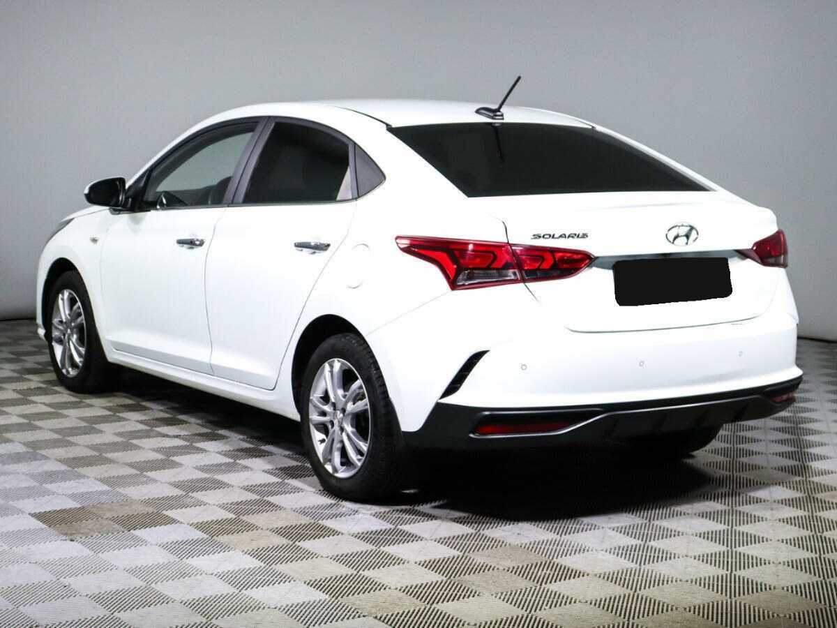 Купить Hyundai Solaris с пробегом. Фото: #6