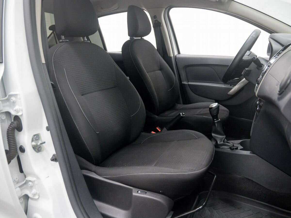 Купить Renault Logan с пробегом. Фото: #5