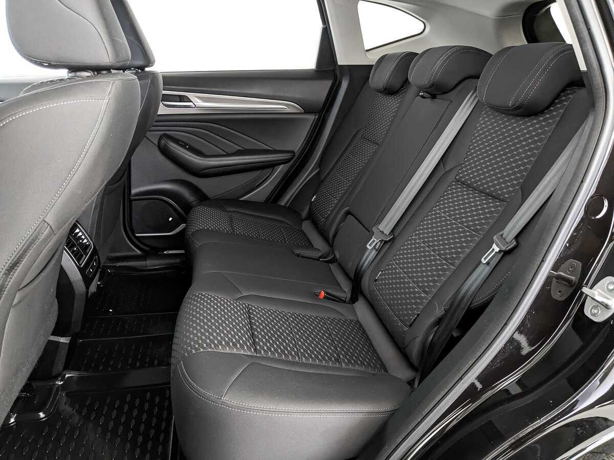 Купить Haval F7 с пробегом. Фото: #17