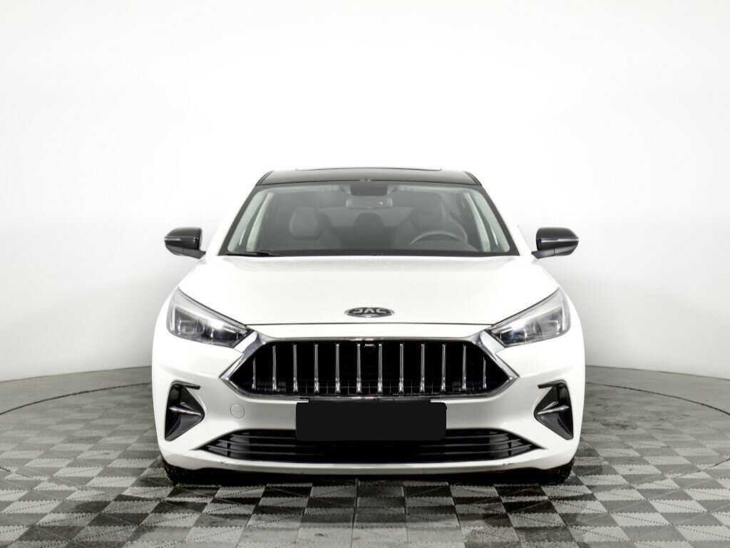 Купить JAC J7 с пробегом. Фото: #1