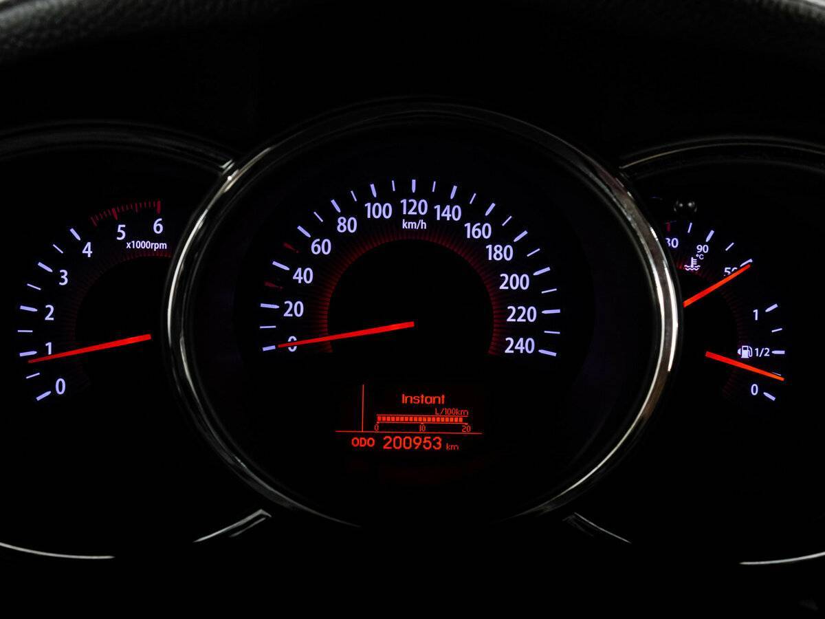 Купить Kia Sorento с пробегом. Фото: #16