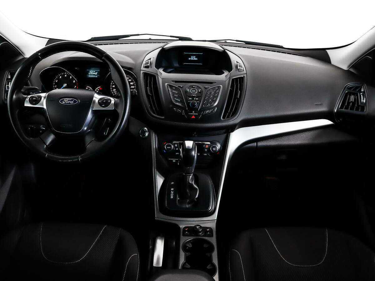 Купить Ford Kuga с пробегом. Фото: #12