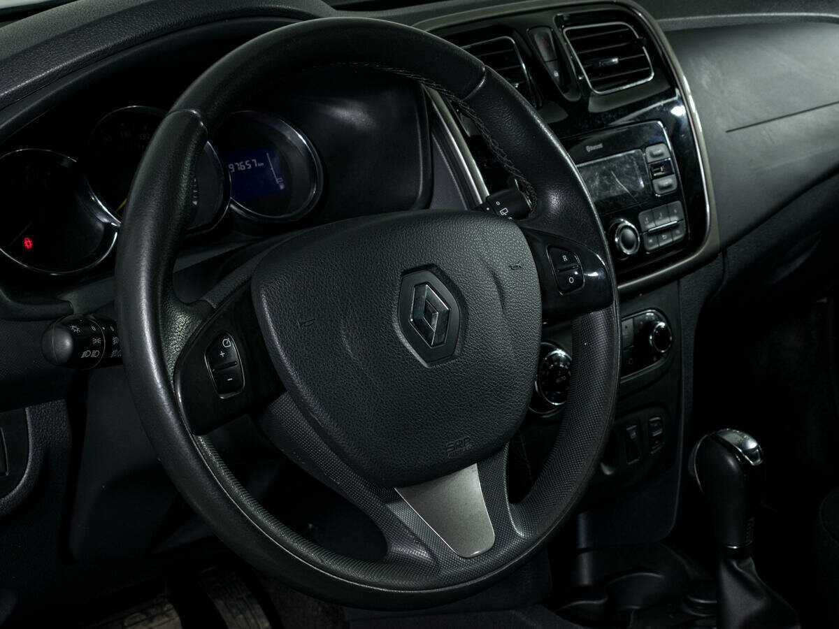 Купить Renault Sandero с пробегом. Фото: #13