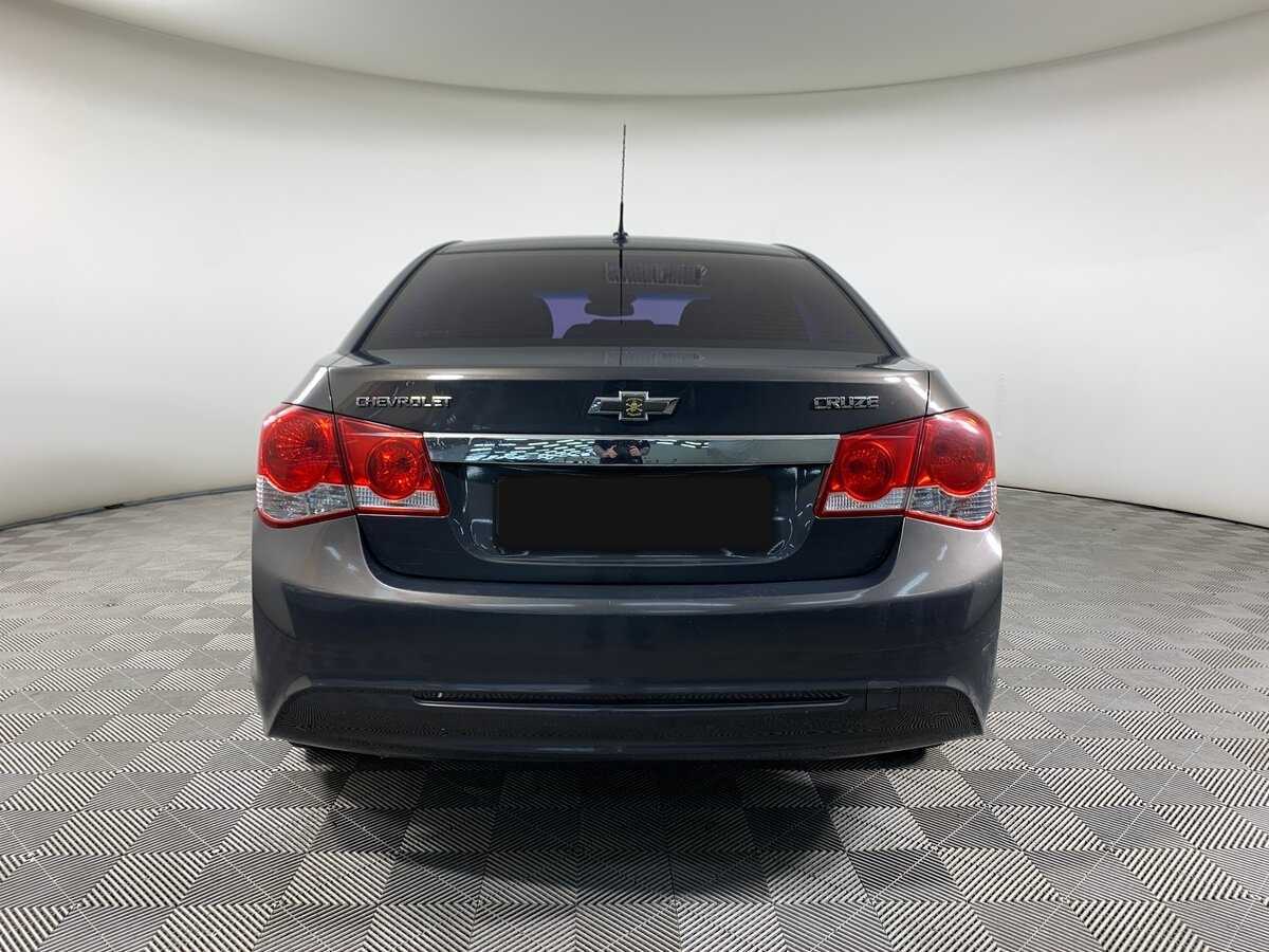 Купить Chevrolet Cruze с пробегом. Фото: #5