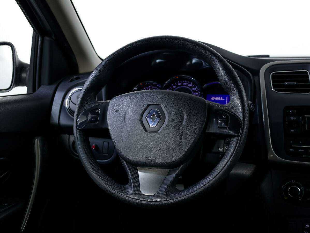 Купить Renault Sandero с пробегом. Фото: #11