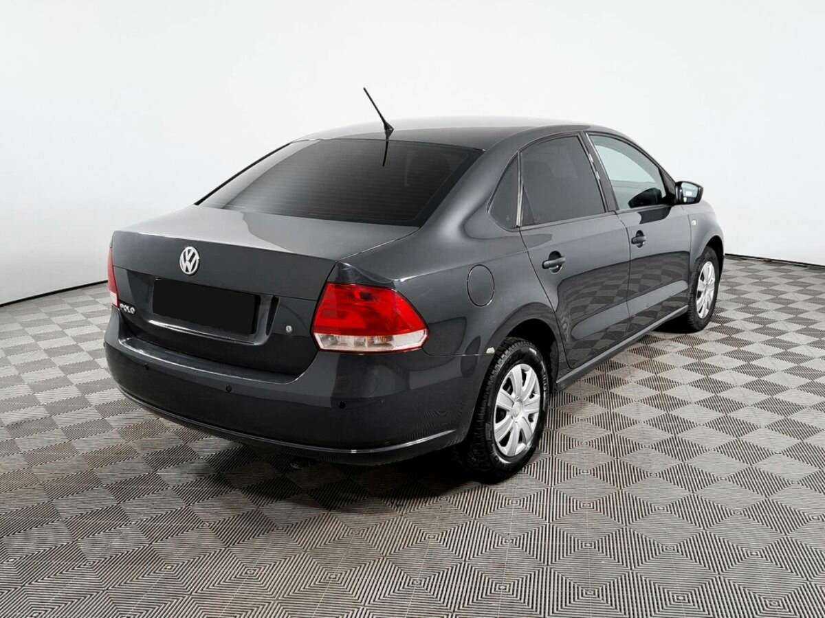 Купить Volkswagen Polo с пробегом. Фото: #4