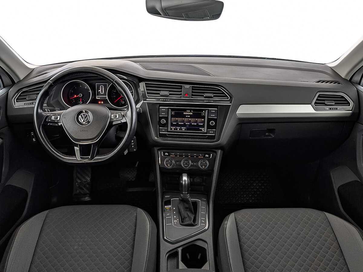 Купить Volkswagen Tiguan с пробегом. Фото: #11