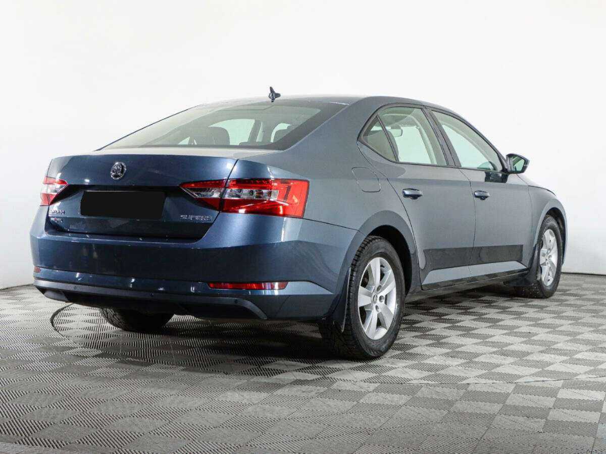 Купить Skoda Superb с пробегом. Фото: #3