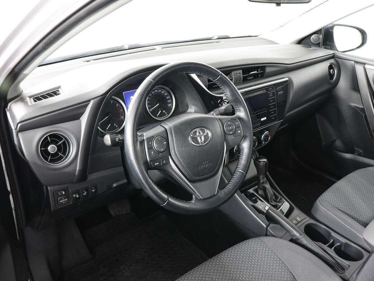 Купить Toyota Corolla с пробегом. Фото: #8