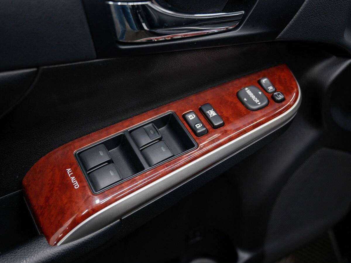 Купить Toyota Camry с пробегом. Фото: #15