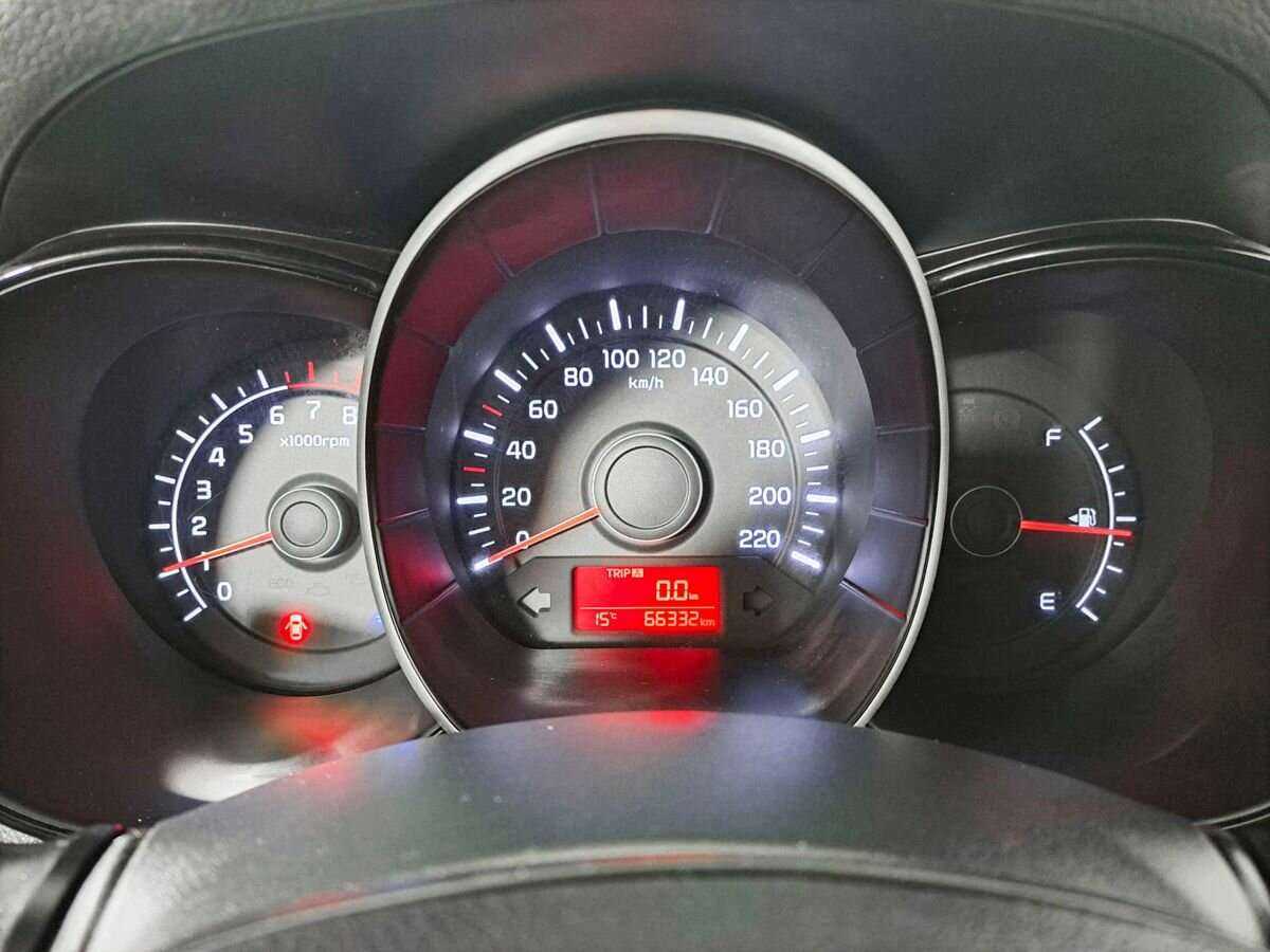 Купить Kia Rio с пробегом. Фото: #10