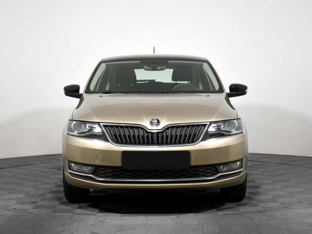 Купить Skoda Rapid с пробегом. Фото: #1