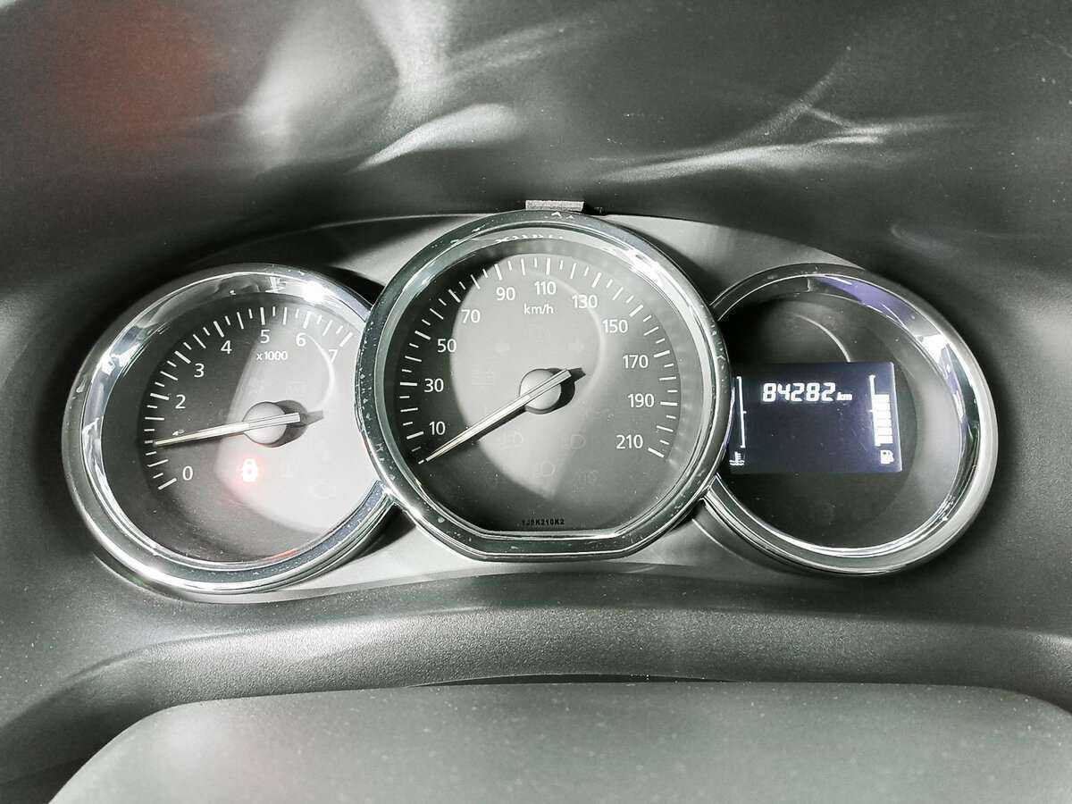 Купить Renault Logan с пробегом. Фото: #10