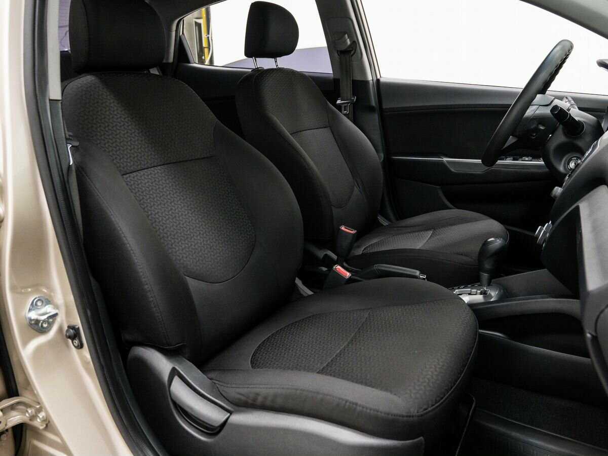 Купить Kia Rio с пробегом. Фото: #7