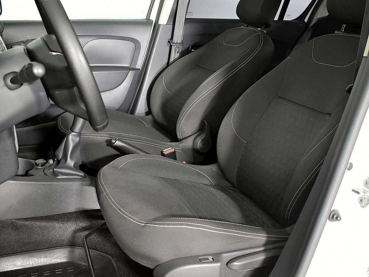 Купить Renault Sandero с пробегом. Фото: #6