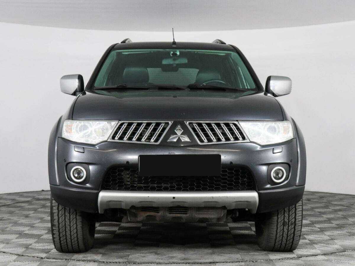 Купить Mitsubishi Pajero Sport с пробегом. Фото: #1