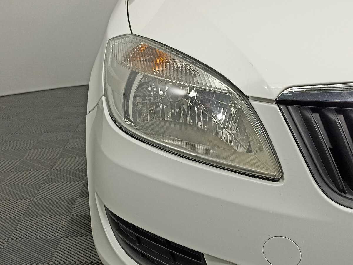 Купить Skoda Fabia с пробегом. Фото: #16