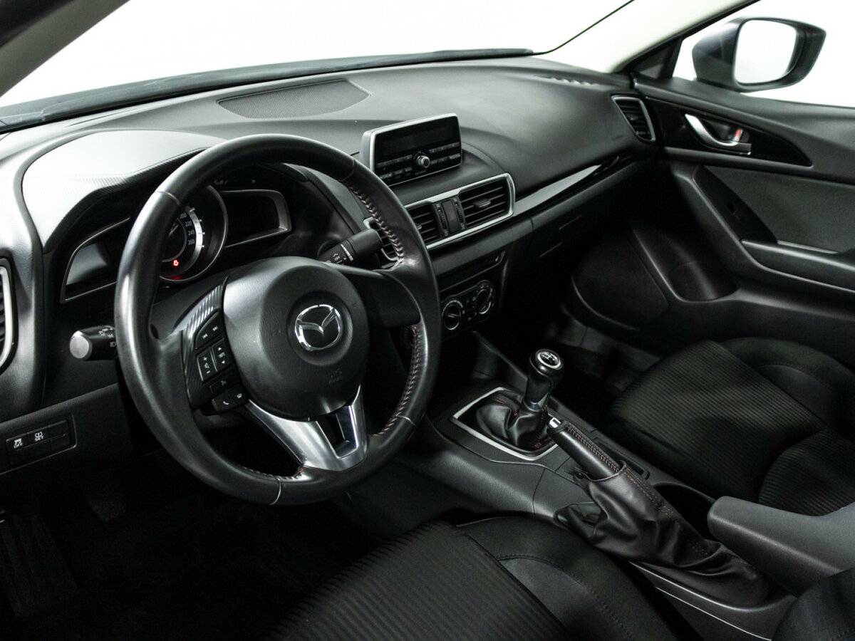 Купить Mazda 3 с пробегом. Фото: #10