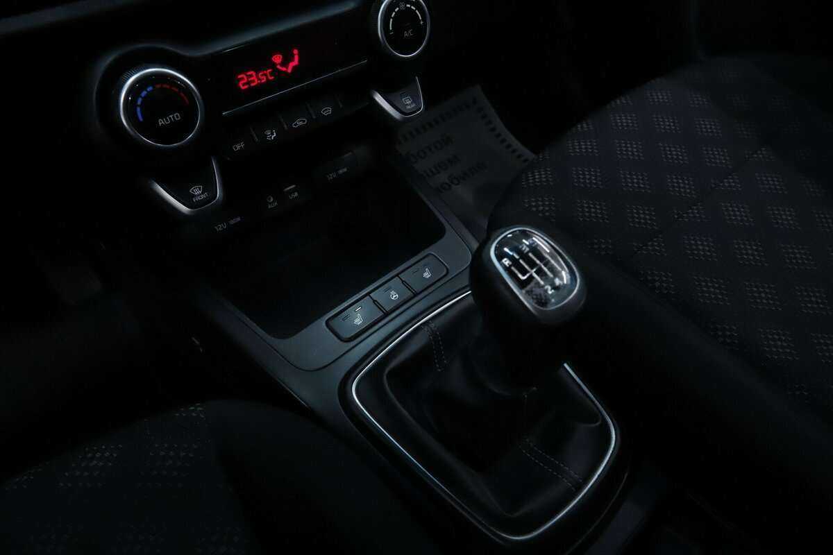 Купить Kia Rio с пробегом. Фото: #14