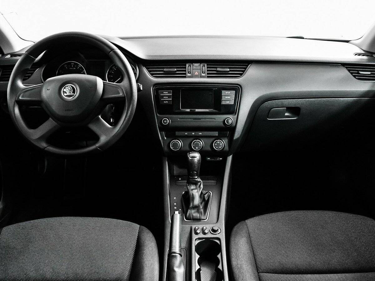 Купить Skoda Octavia с пробегом. Фото: #10