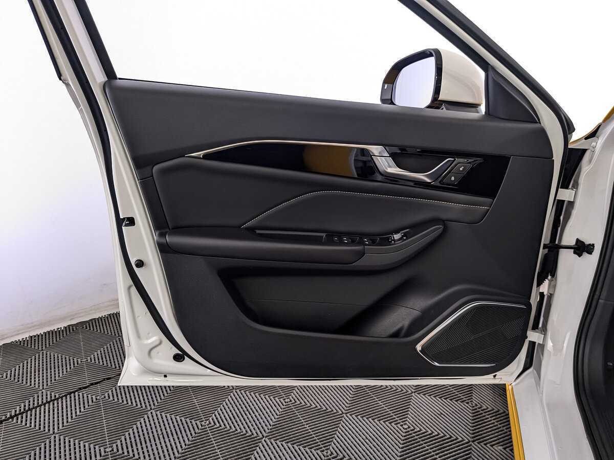 Купить FAW Bestune B70 с пробегом. Фото: #17