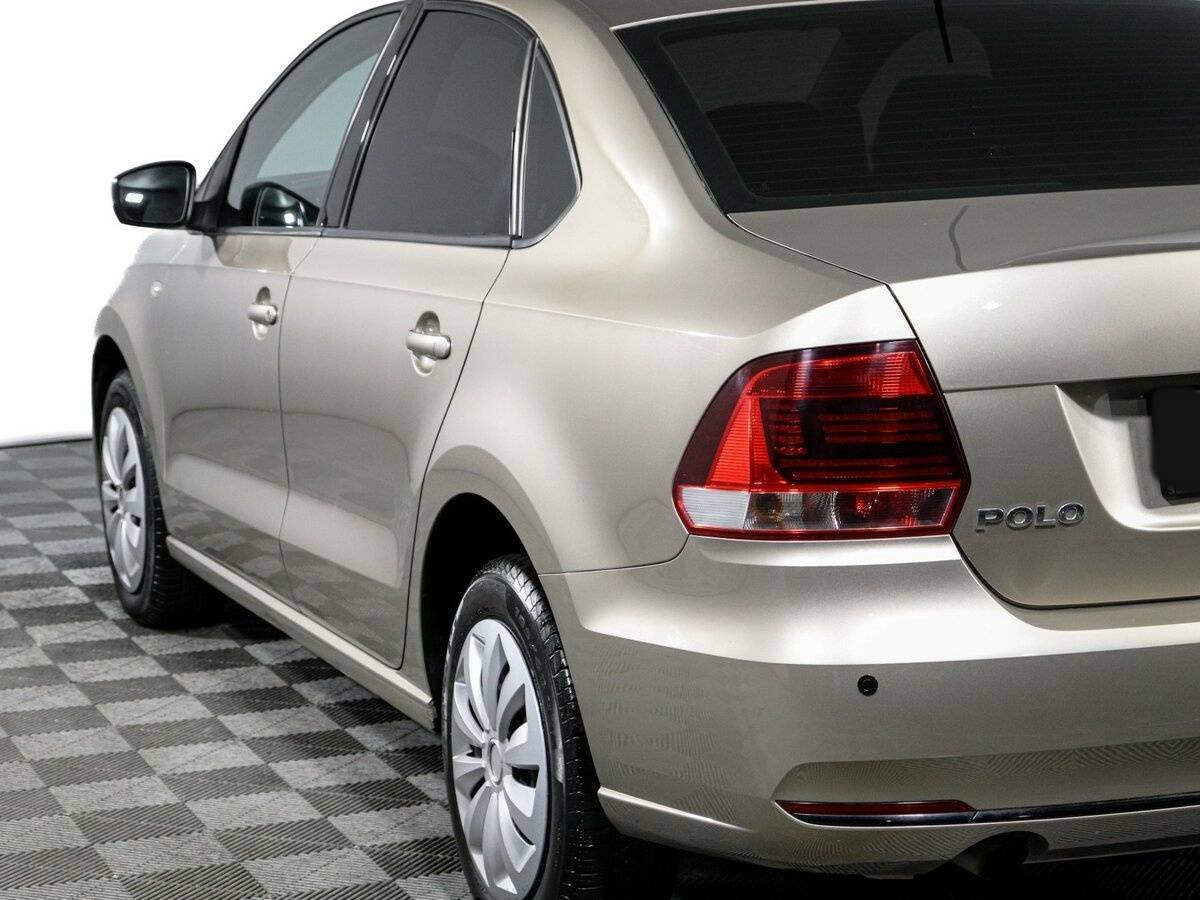 Купить Volkswagen Polo с пробегом. Фото: #19