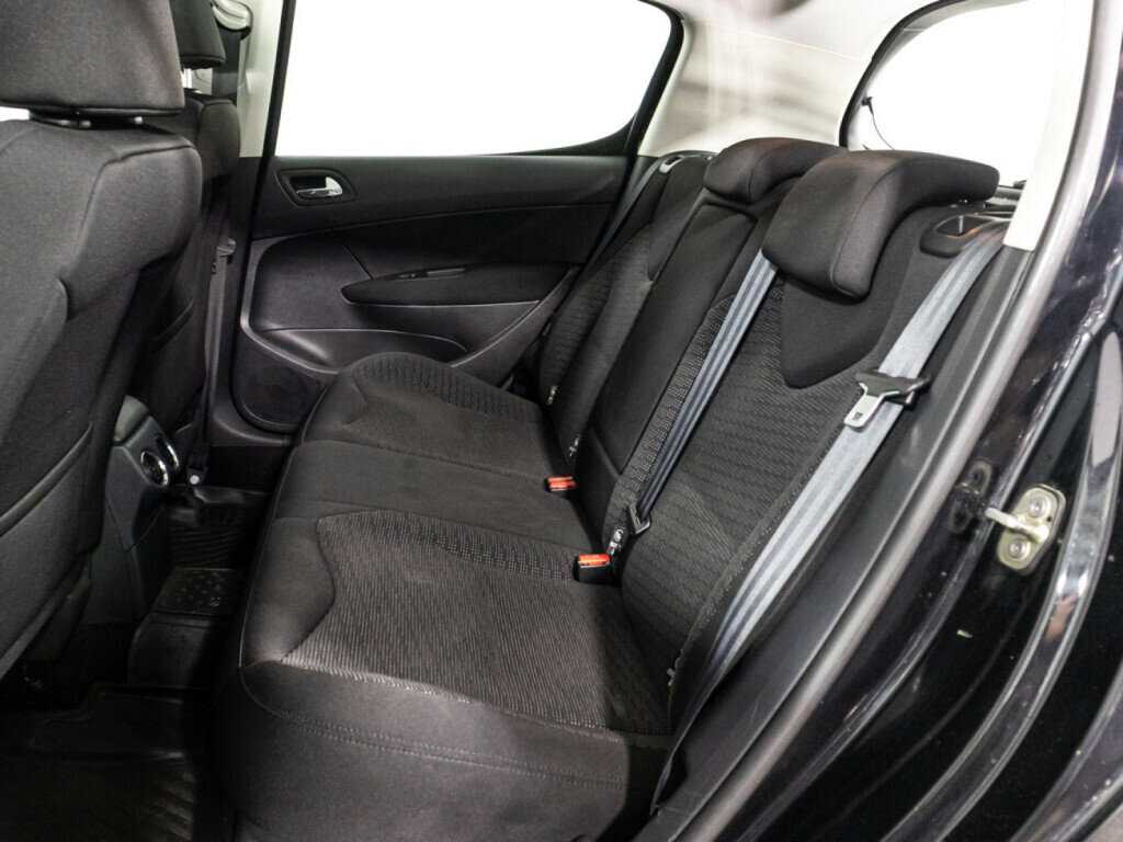 Купить Peugeot 308 с пробегом. Фото: #9