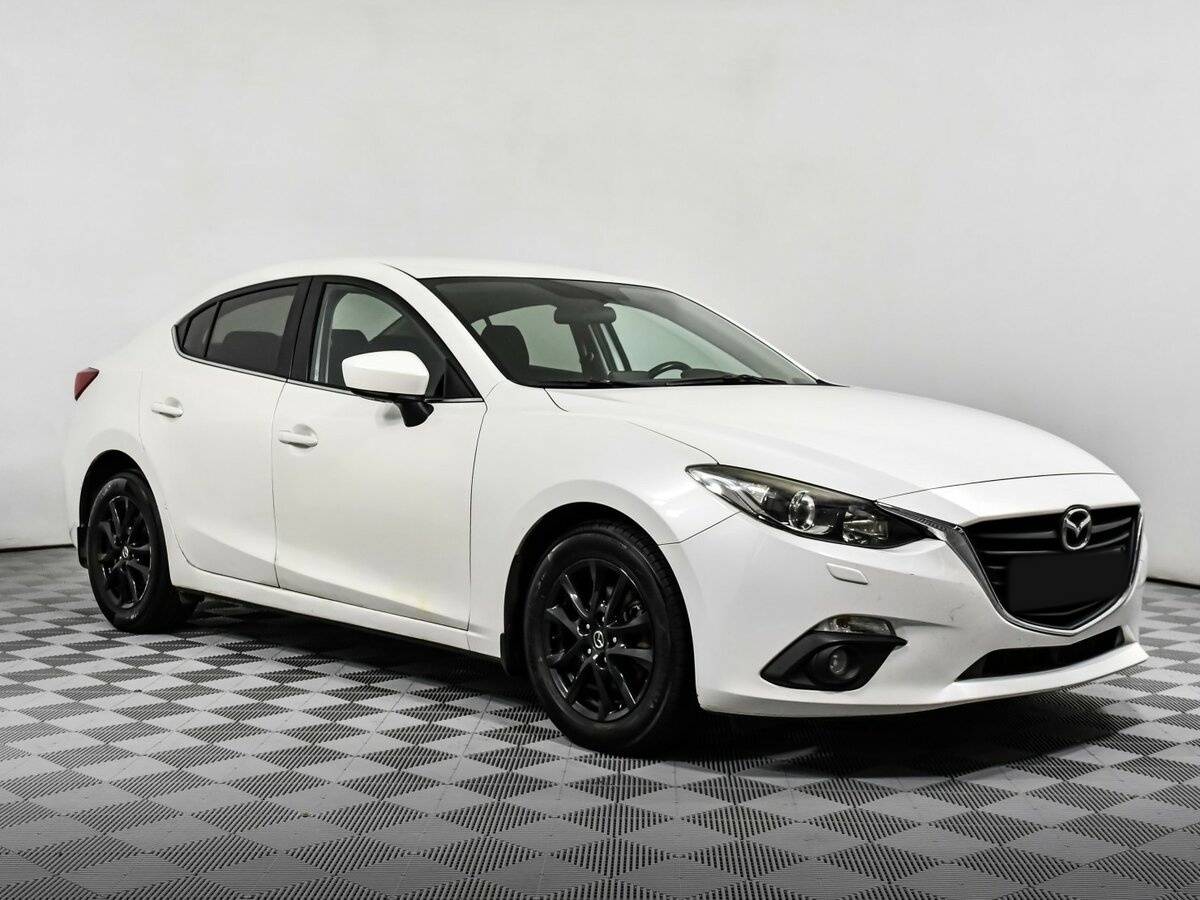 Купить Mazda 3 с пробегом. Фото: #2