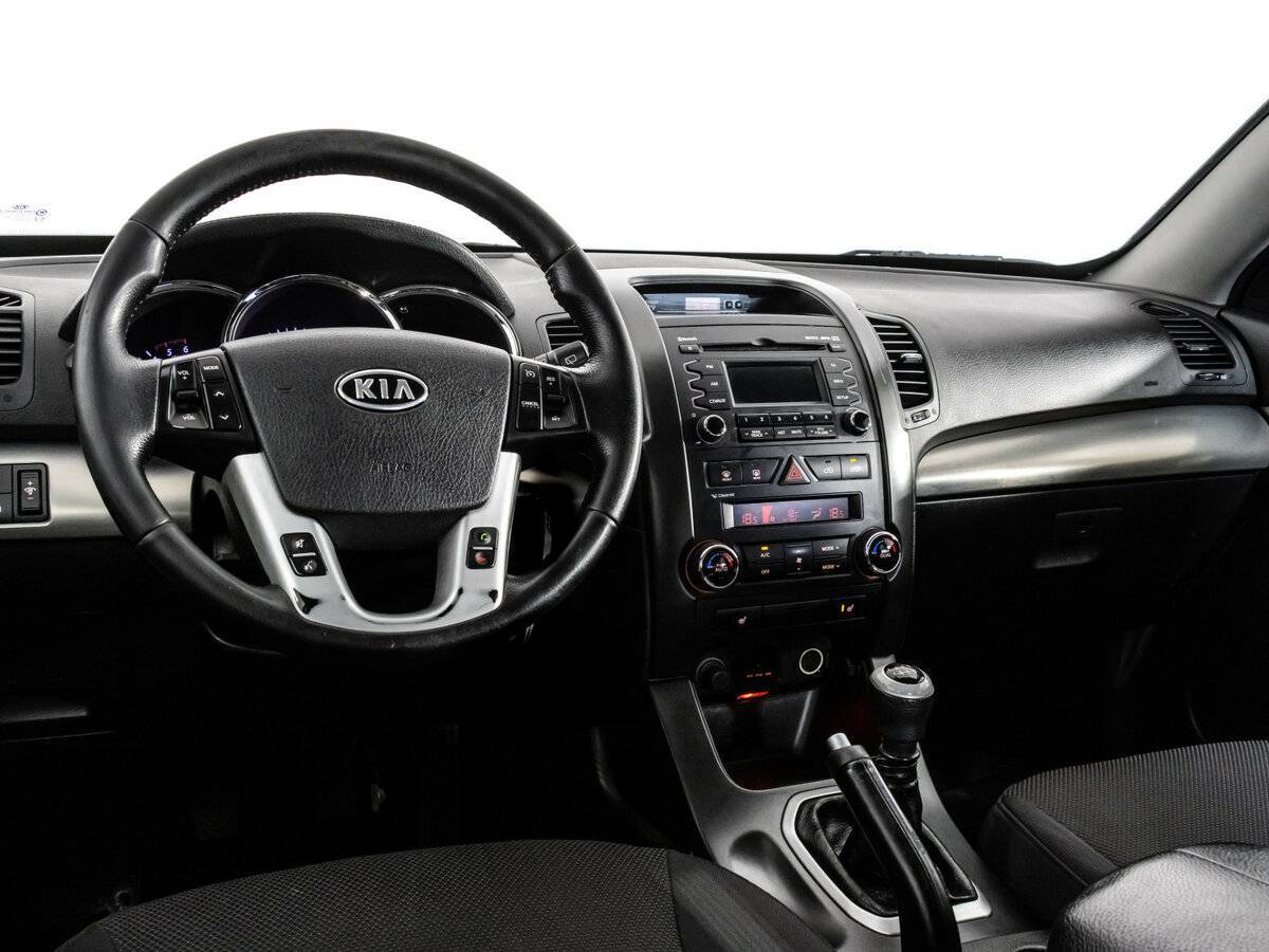 Купить Kia Sorento с пробегом. Фото: #10