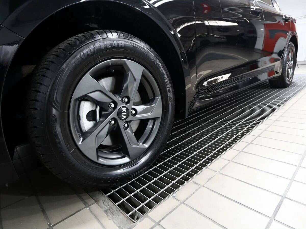 Купить Kia K5 с пробегом. Фото: #22