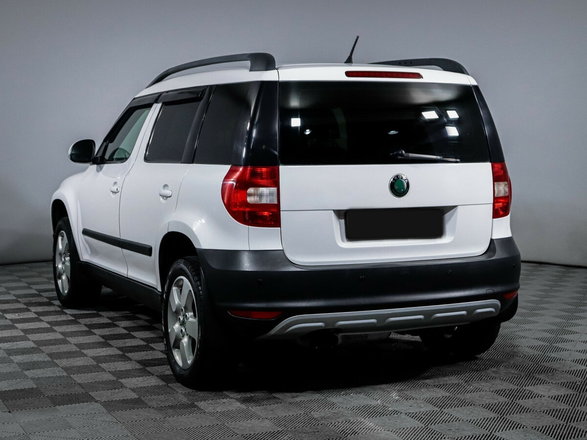 Купить Skoda Yeti с пробегом. Фото: #5