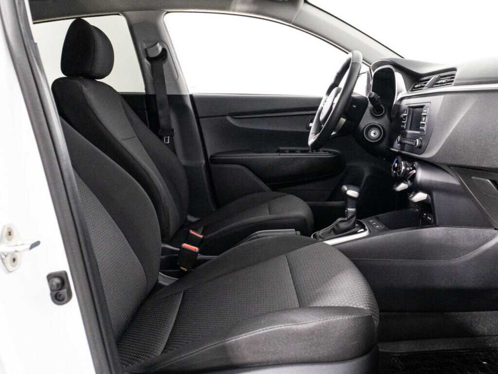 Купить Kia Rio с пробегом. Фото: #16