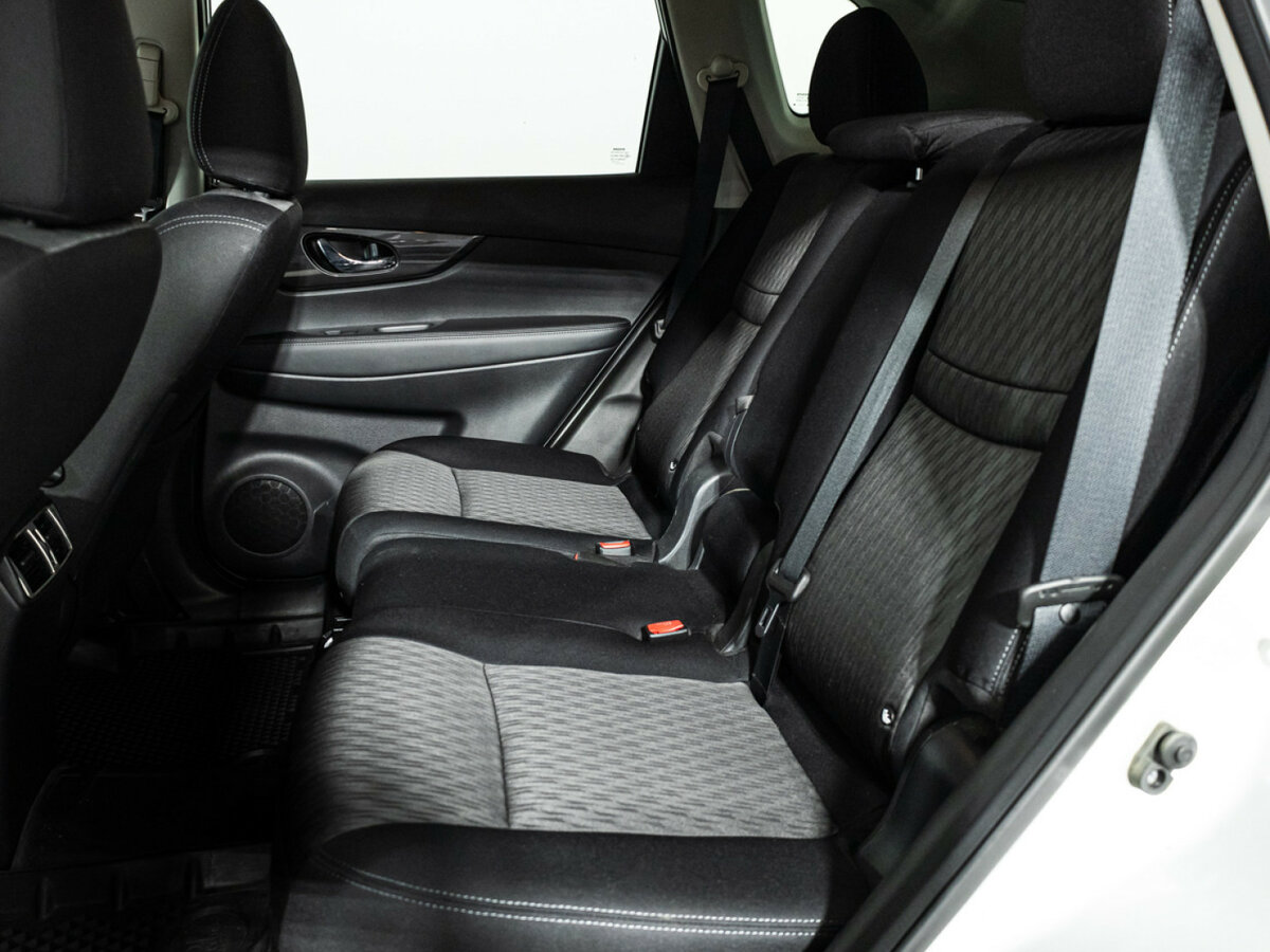 Купить Nissan X-Trail с пробегом. Фото: #7