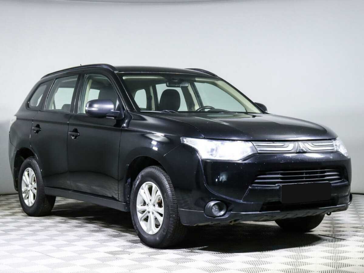 Купить Mitsubishi Outlander с пробегом. Фото: #2