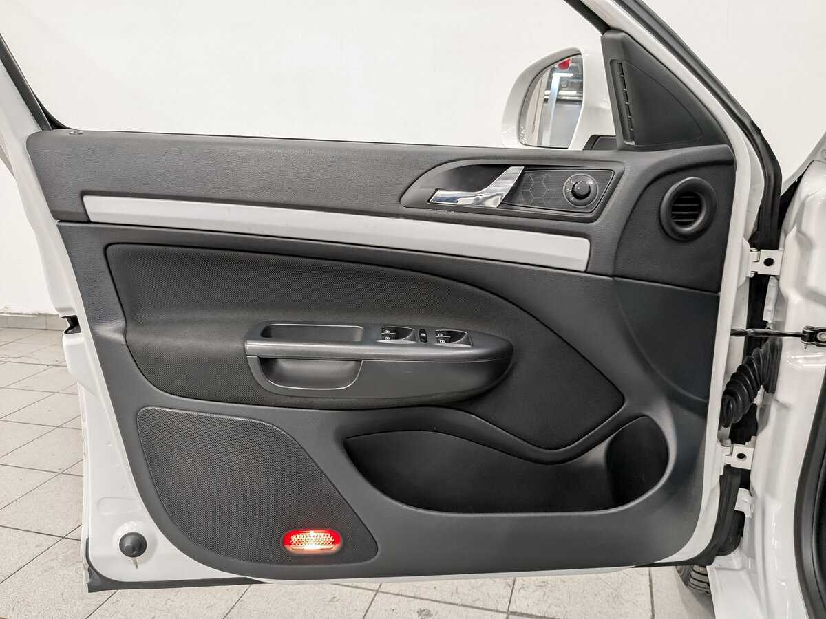 Купить Skoda Octavia с пробегом. Фото: #17