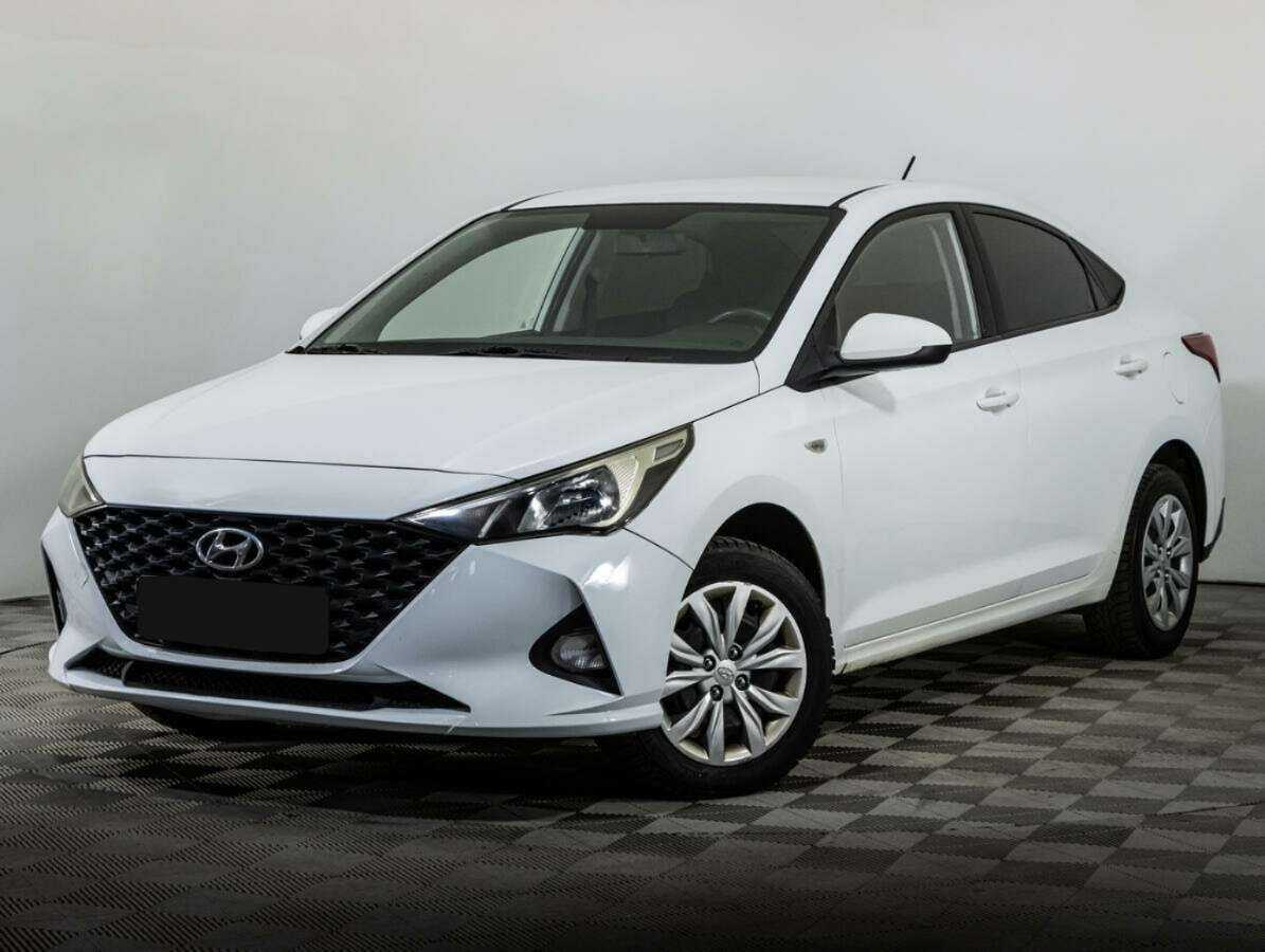 Купить Hyundai Solaris с пробегом. Посмотреть фото