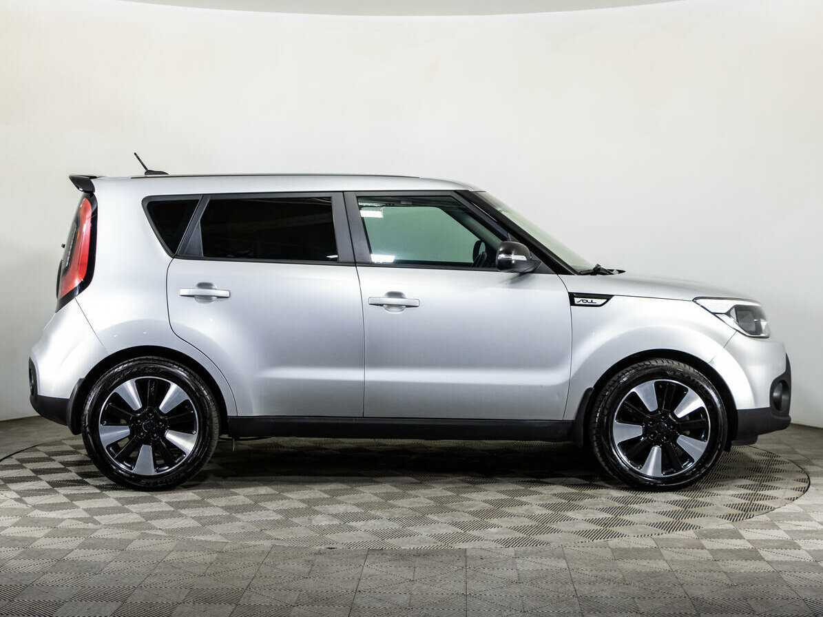 Купить Kia Soul с пробегом. Фото: #3