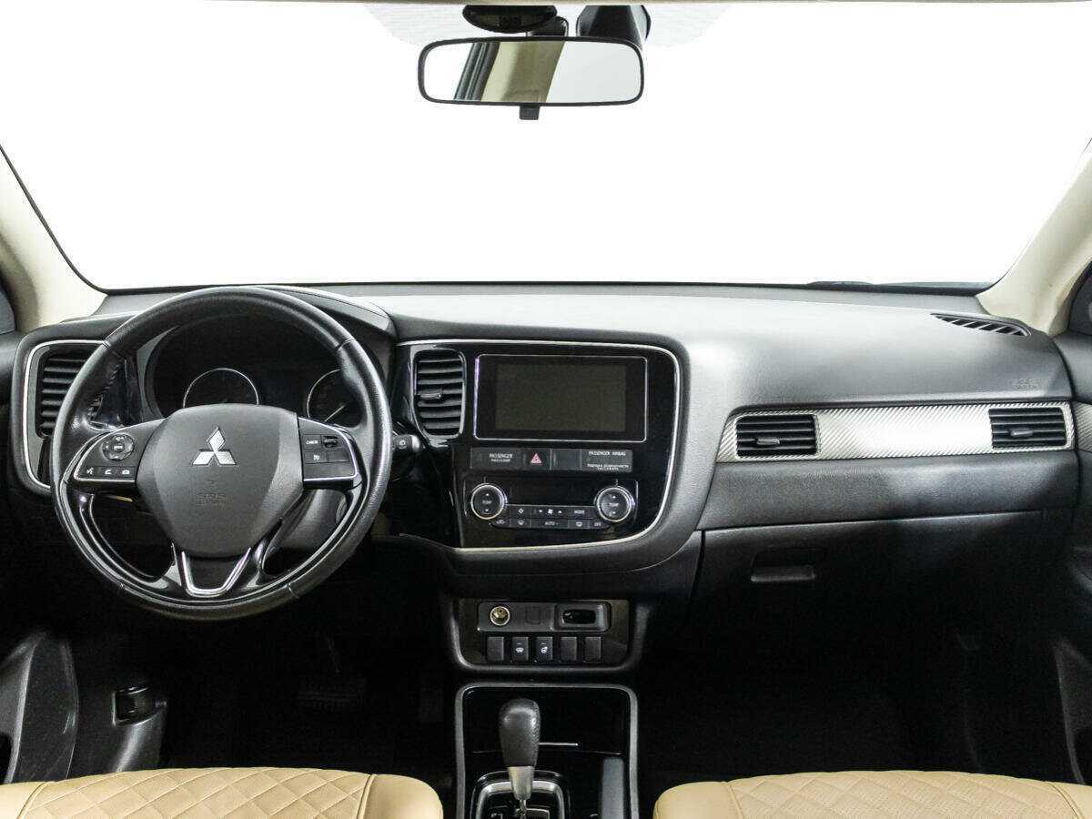 Купить Mitsubishi Outlander с пробегом. Фото: #12