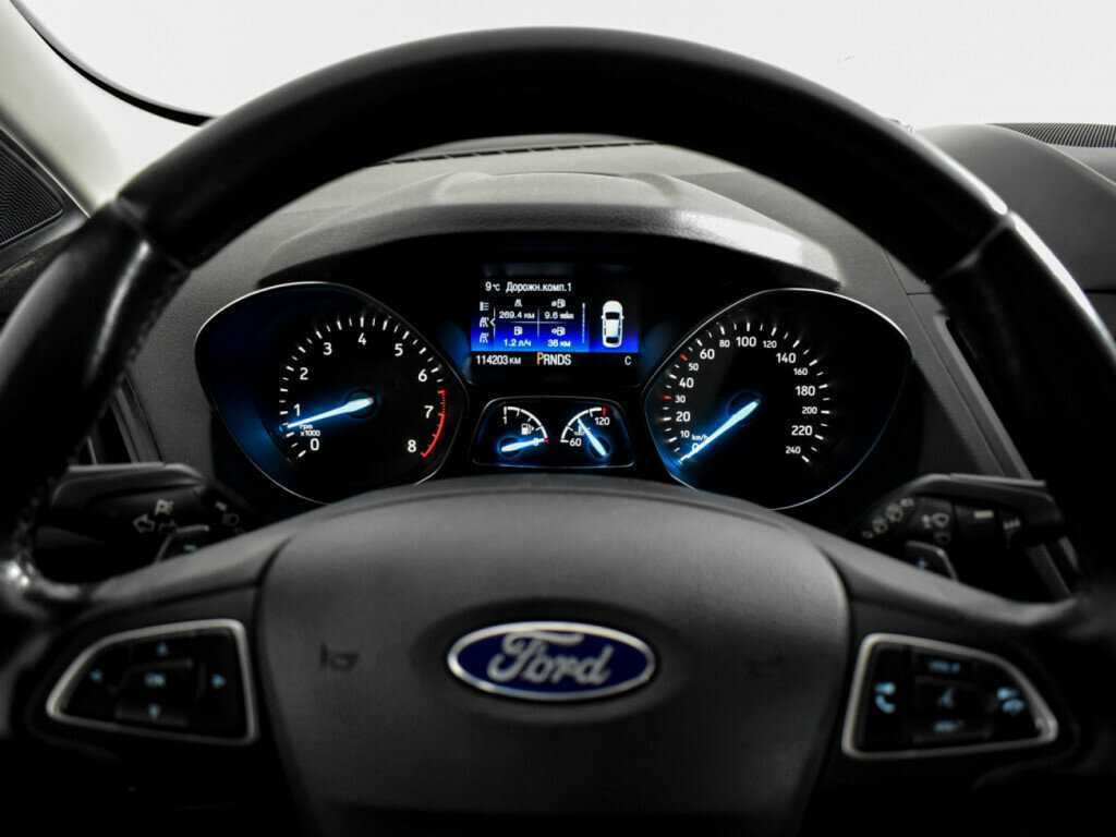Купить Ford Kuga с пробегом. Фото: #15