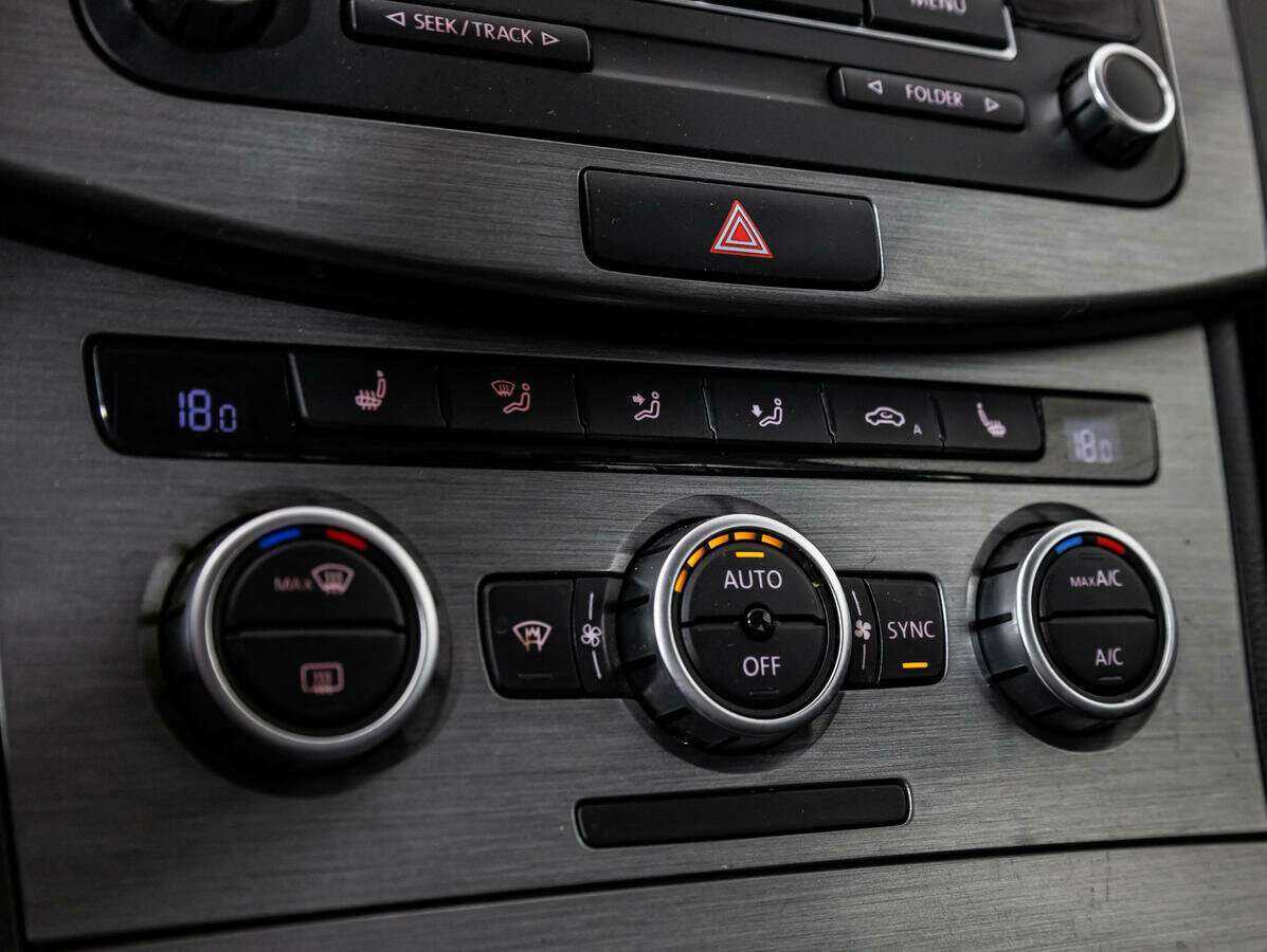 Купить Volkswagen Passat с пробегом. Фото: #14