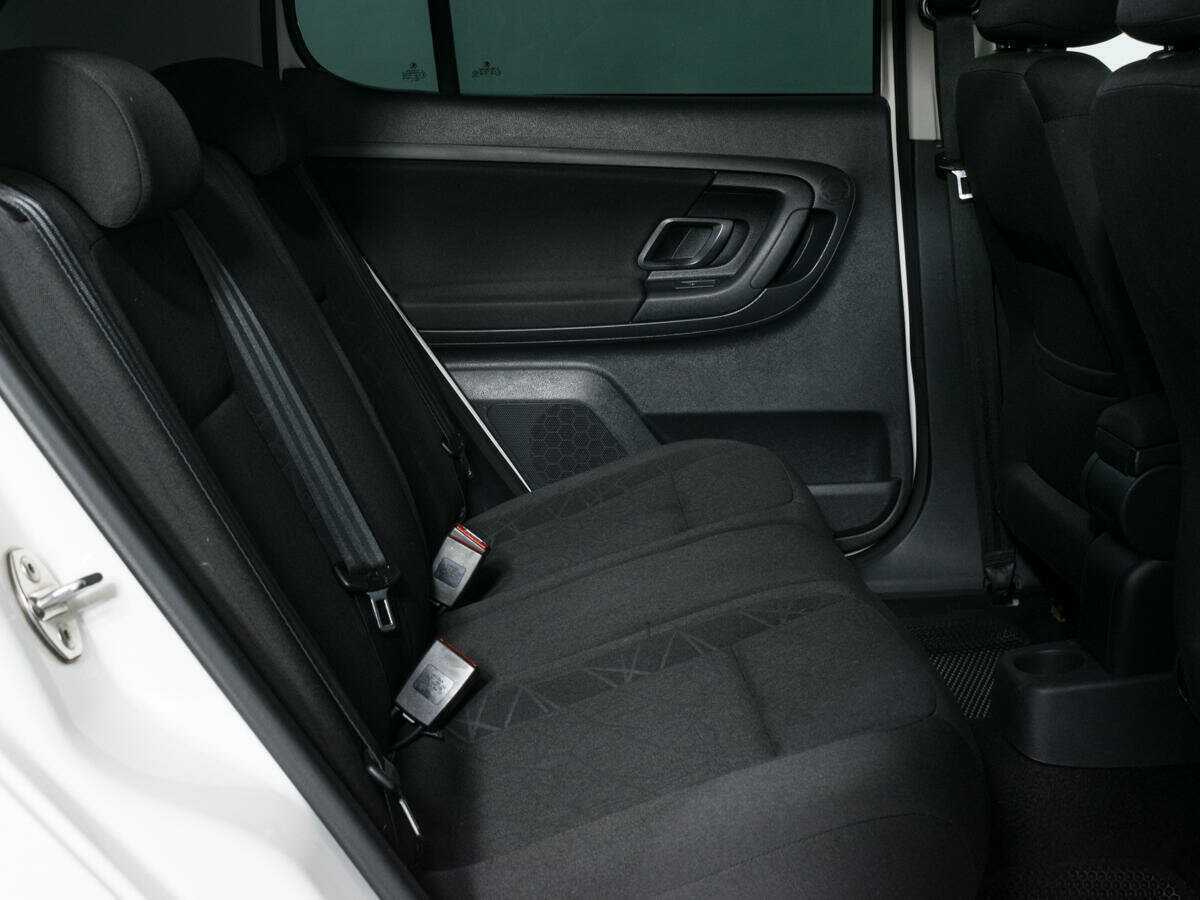 Купить Skoda Fabia с пробегом. Фото: #9