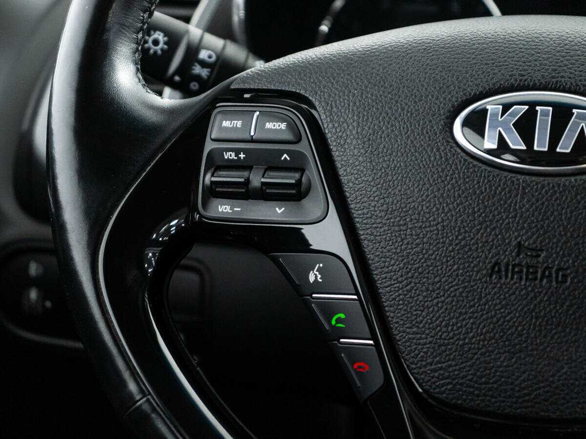 Купить Kia Cerato с пробегом. Фото: #17